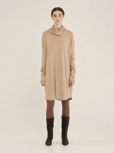 Μακρυμάνικο Φόρεμα με Ψηλό Λαιμό – Innermost